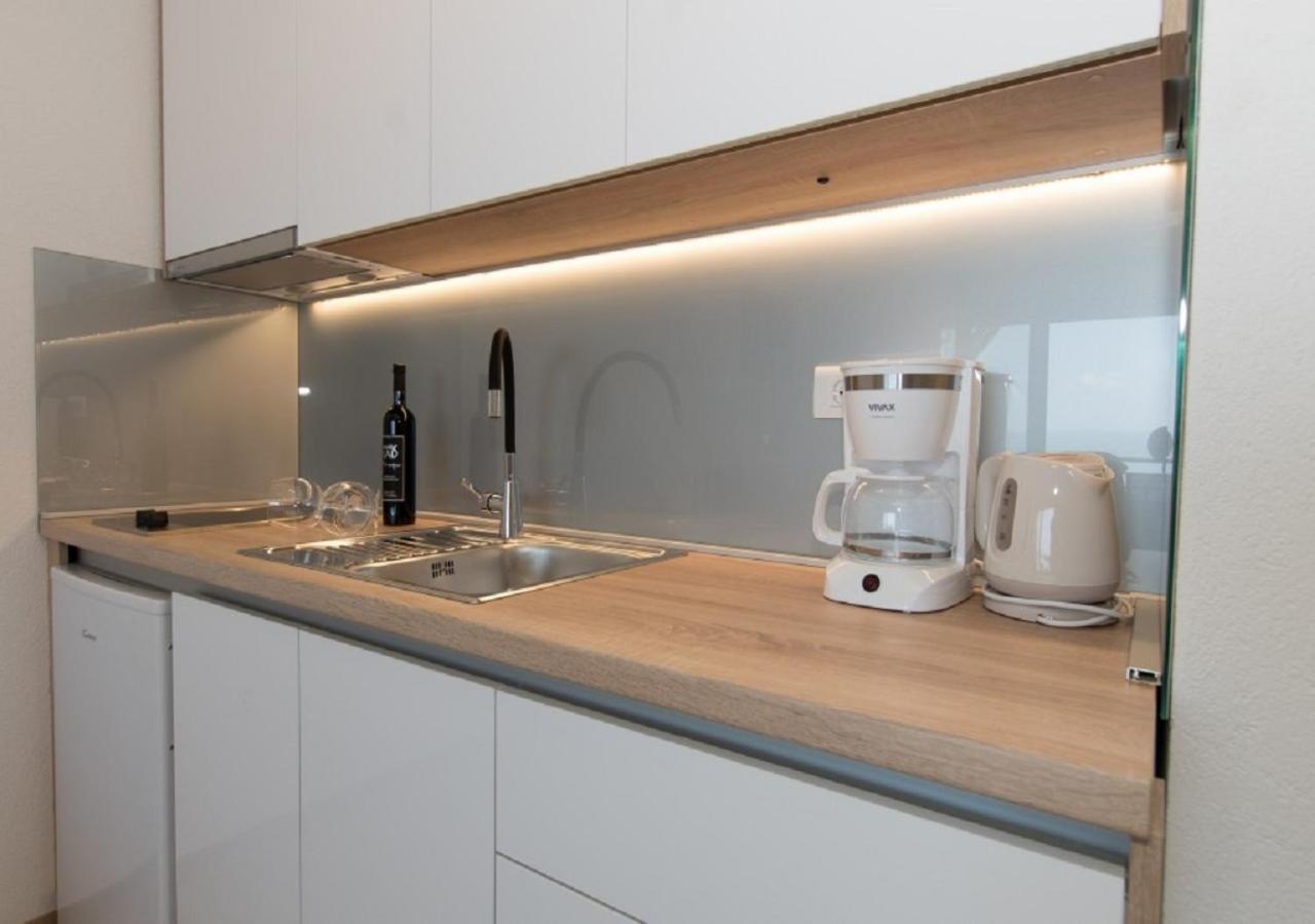 Seaview Apartments Oscar มาคาร์สกา ภายนอก รูปภาพ