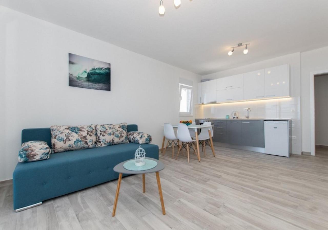 Seaview Apartments Oscar มาคาร์สกา ภายนอก รูปภาพ